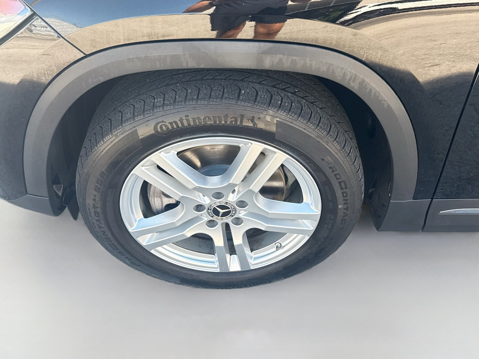 Used 2021 Mercedes-Benz GLA 250 4MATIC w/ Premium Package image 36