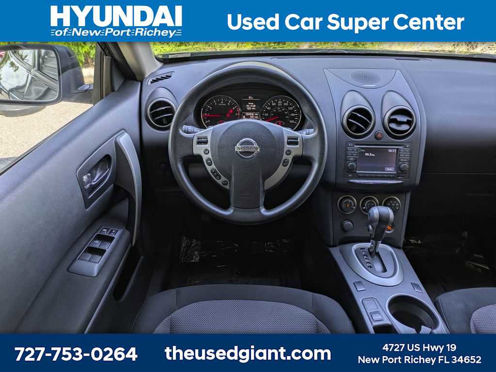 Used 2013 Nissan Rogue SV w/ Premium Pkg AWD/4WD image 17