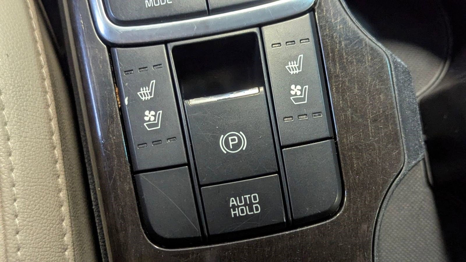 Used 2018 Kia Optima EX w/ Technology Package image 29