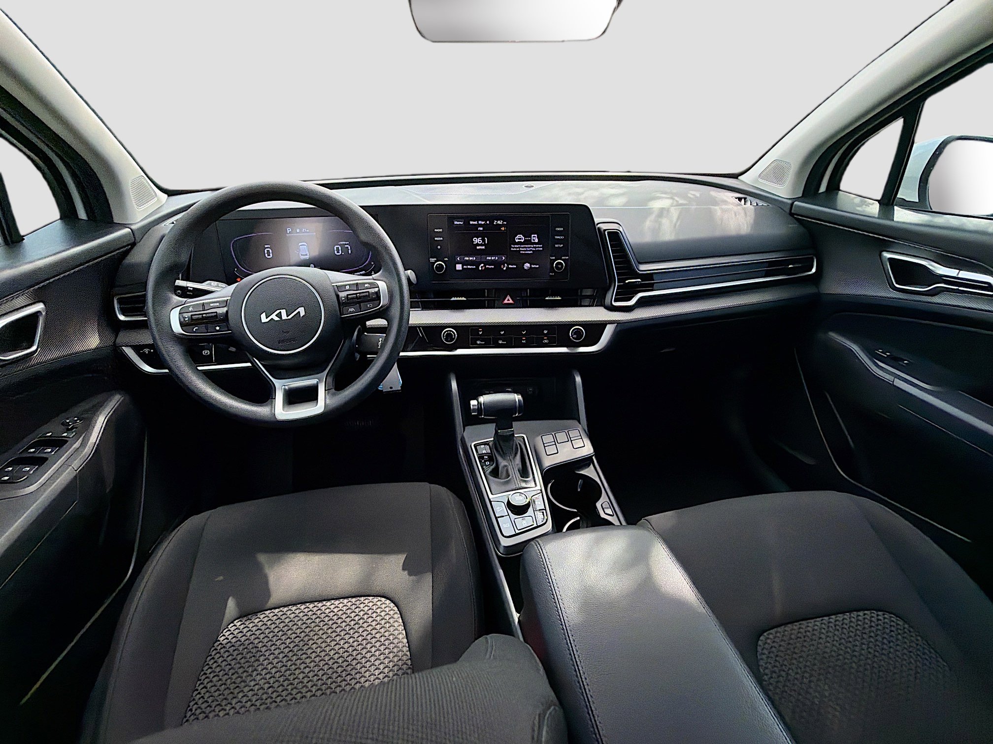 Used 2024 Kia Sportage LX image 15