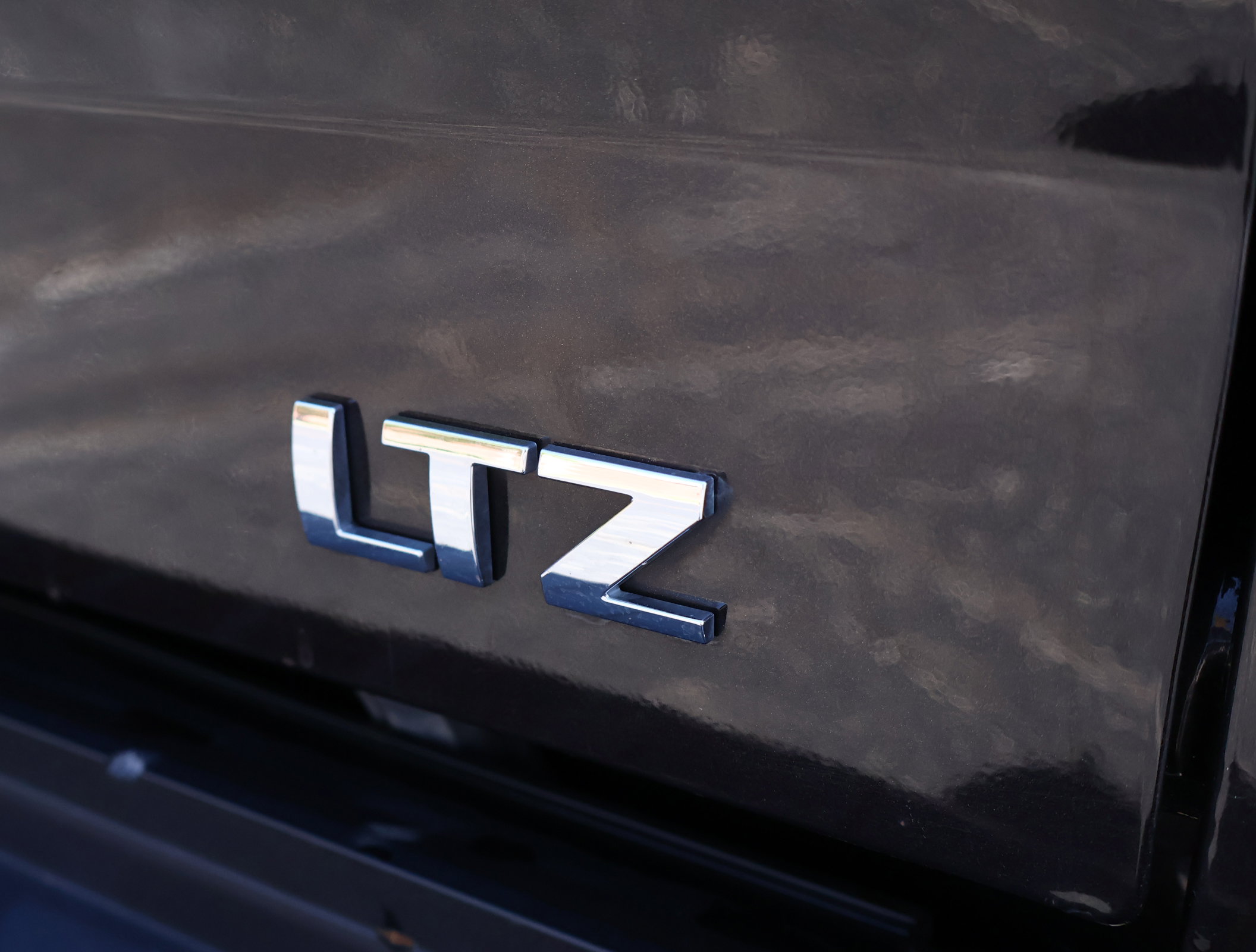 Used 2019 Chevrolet Silverado 2500 LTZ w/ Duramax Plus Package image 28