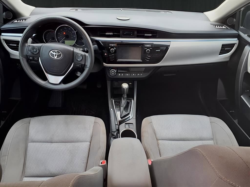 Used 2016 Toyota Corolla LE image 11