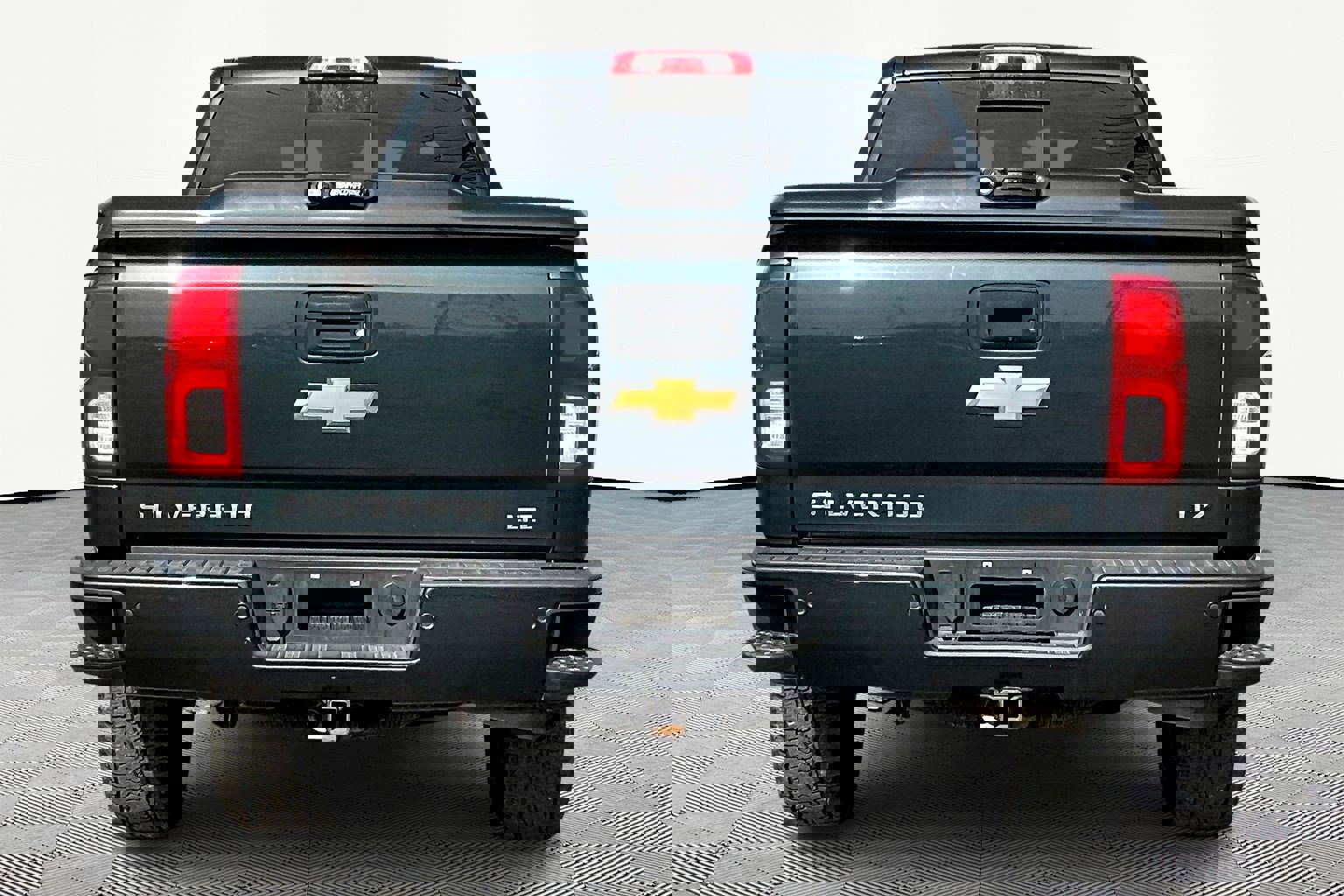 Used 2017 Chevrolet Silverado 1500 LTZ Z71 w/ LTZ Plus Package image 5