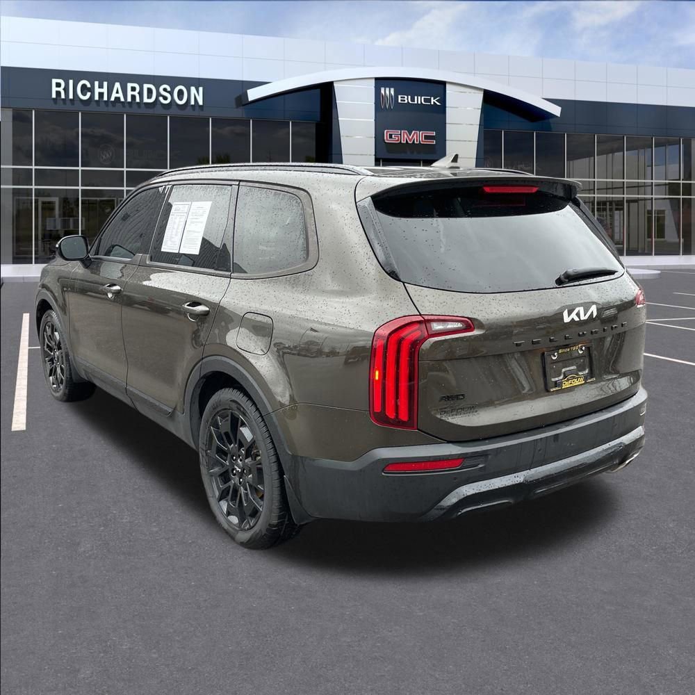 Used 2022 Kia Telluride SX image 3