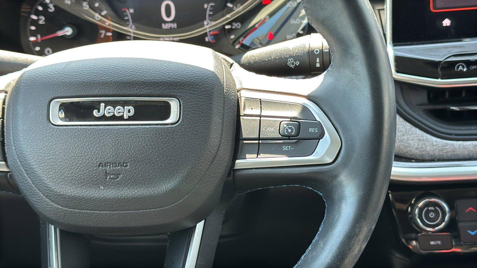 Certified 2022 Jeep Compass Latitude w/ Convenience Group AWD/4WD image 22