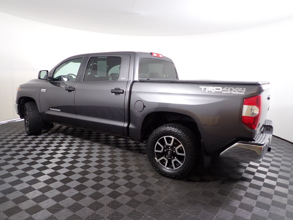 Used 2018 Toyota Tundra SR5 w/ TRD Off Road Package AWD/4WD image 11