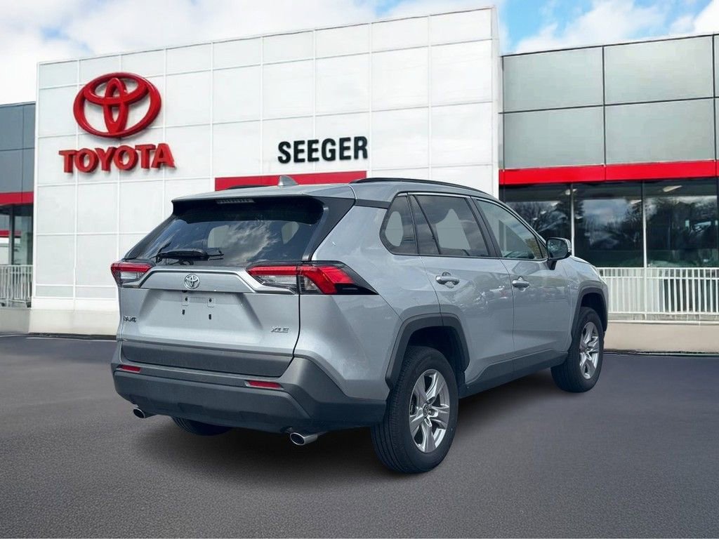 Certified 2025 Toyota RAV4 XLE FWD image 3