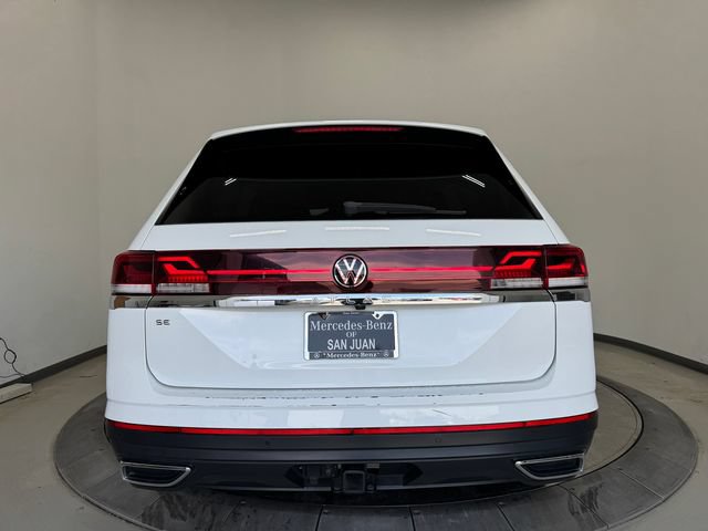 Used 2024 Volkswagen Atlas SE w/ Panoramic Sunroof Package FWD image 13