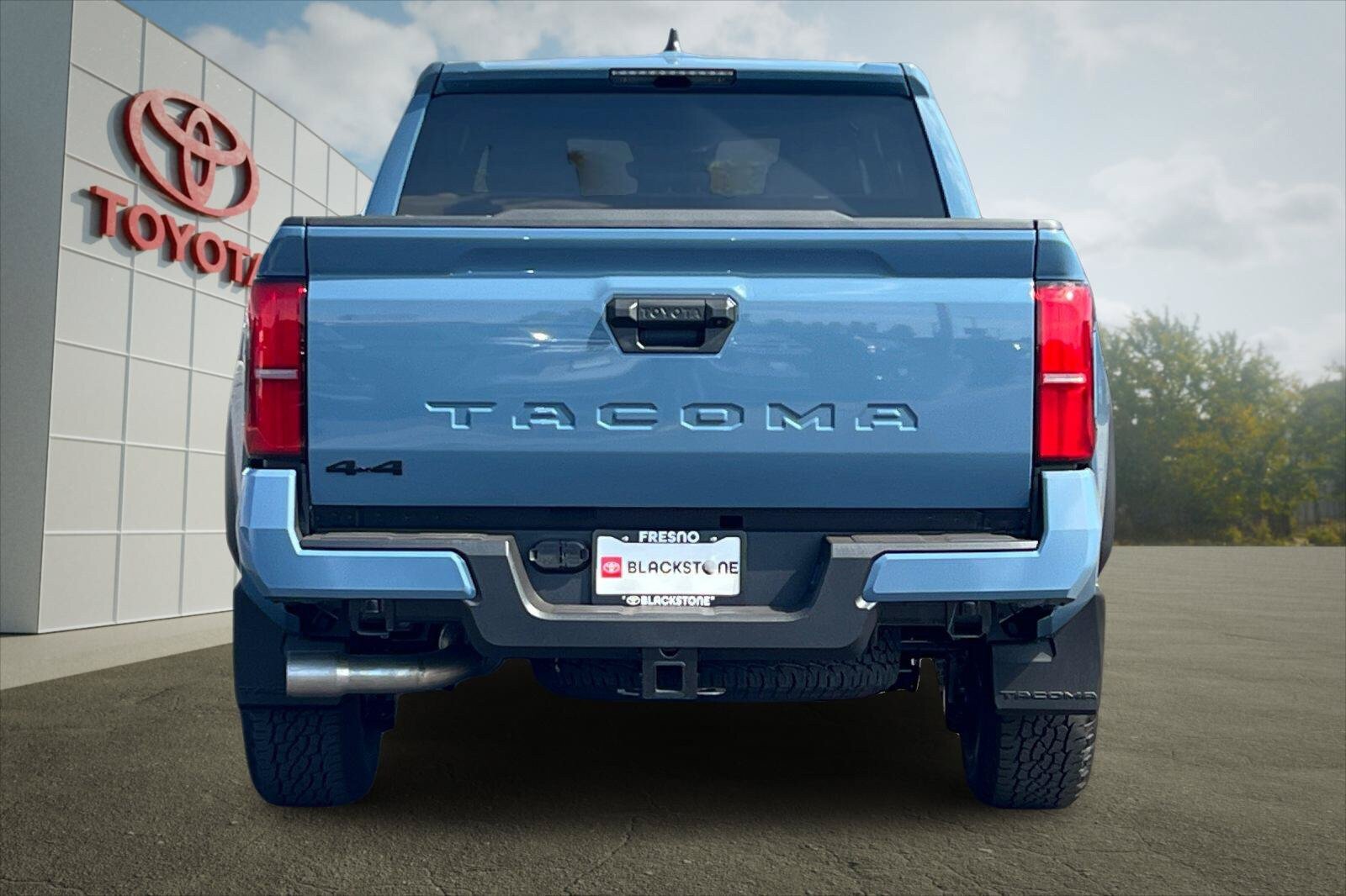 Certified 2026 Toyota Tacoma TRD Off-Road AWD/4WD image 4