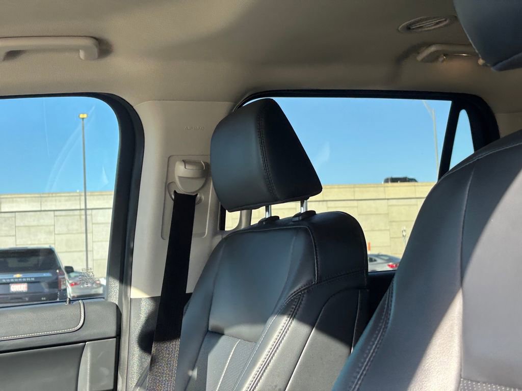 Used 2024 Ford Expedition XLT image 14