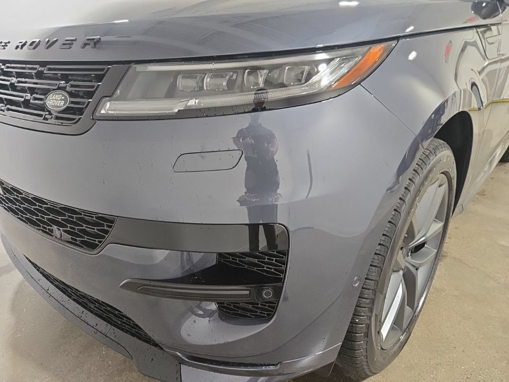 New 2026 Land Rover Range Rover Sport Dynamic SE AWD/4WD image 11