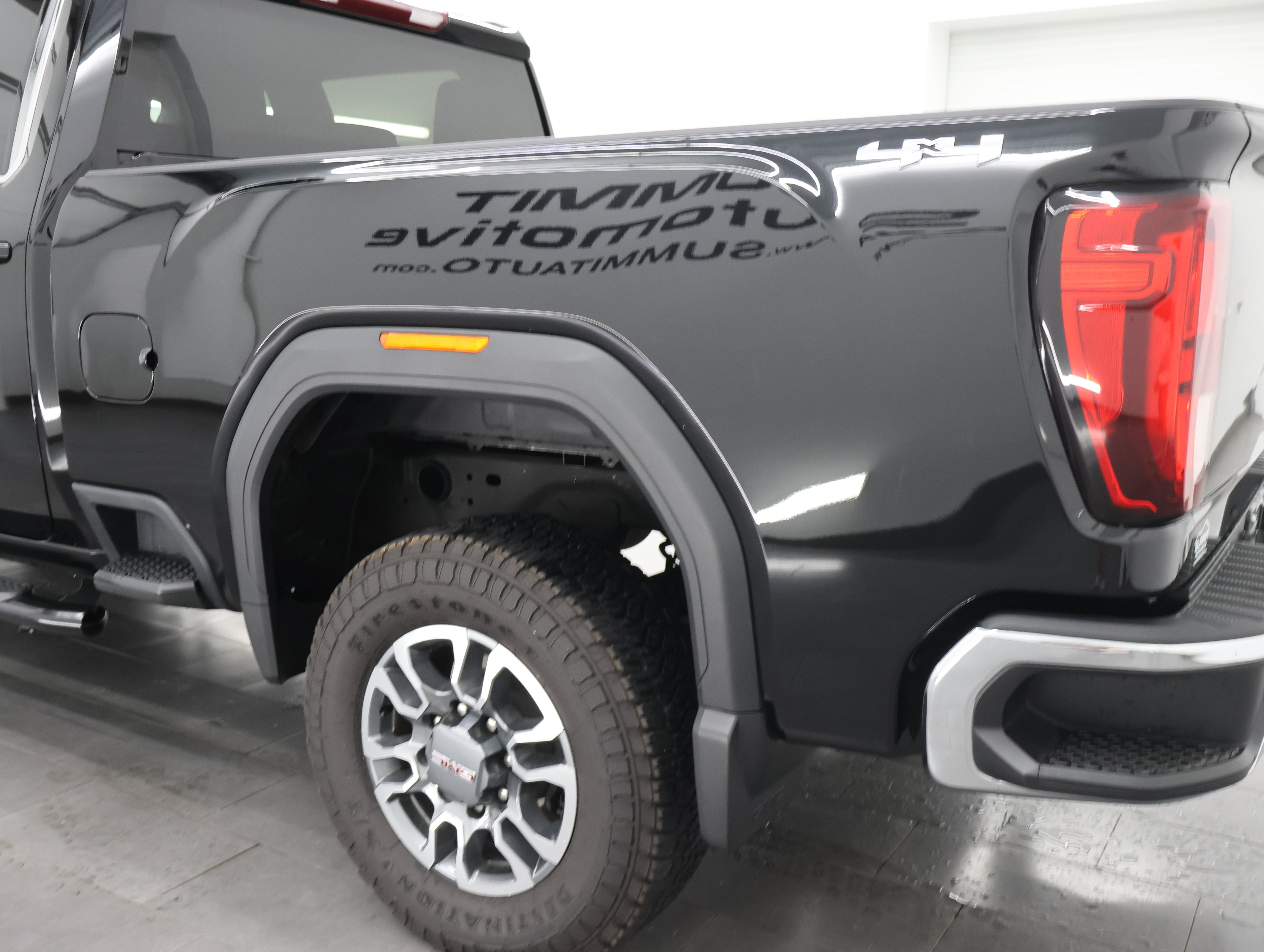 Used 2023 GMC Sierra 2500 SLE AWD/4WD image 28
