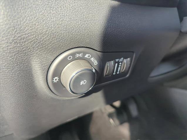 New 2026 Jeep Compass Latitude image 17