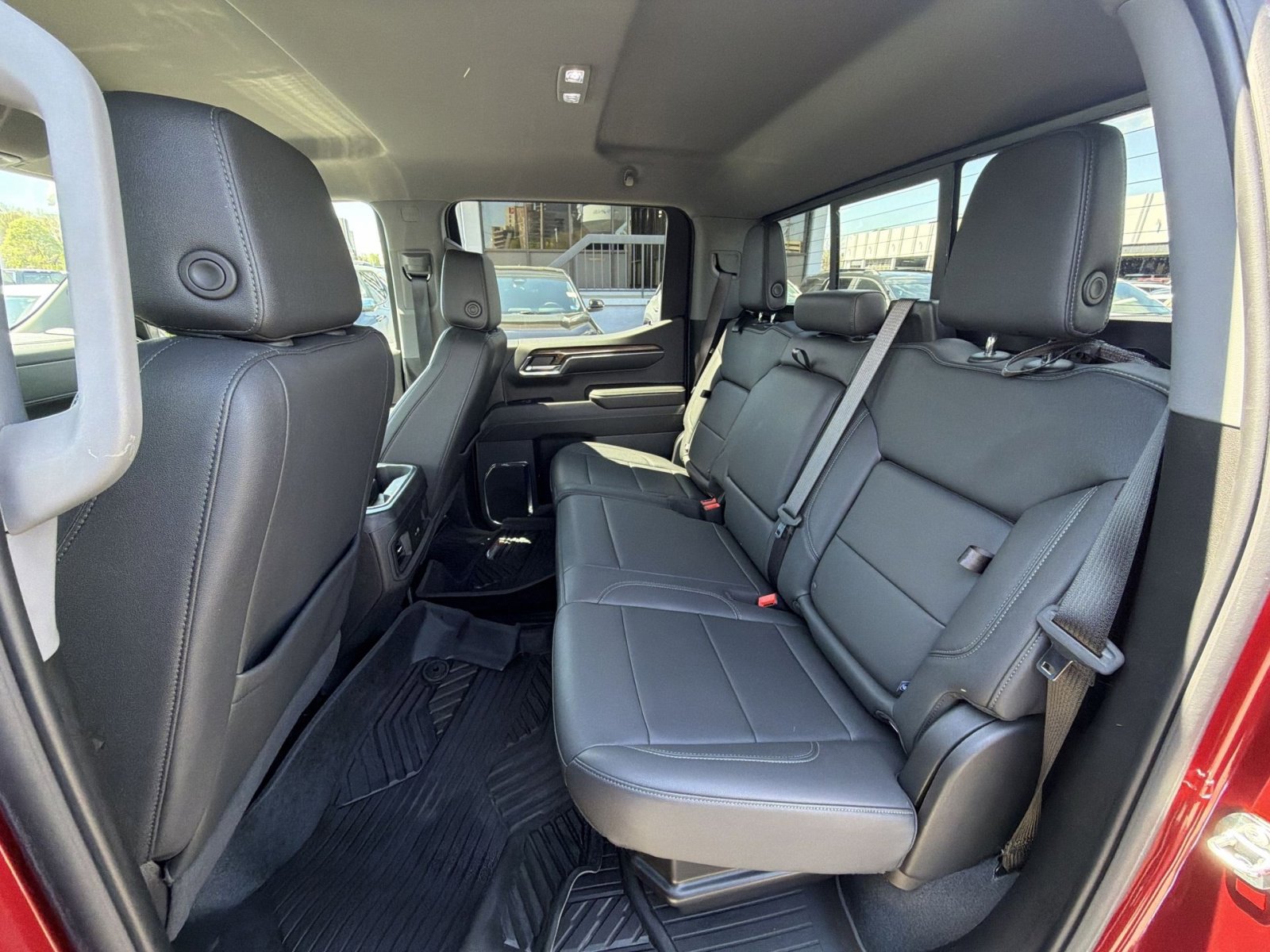 Used 2024 Chevrolet Silverado 1500 LT w/ Z71 Off-Road Package image 24