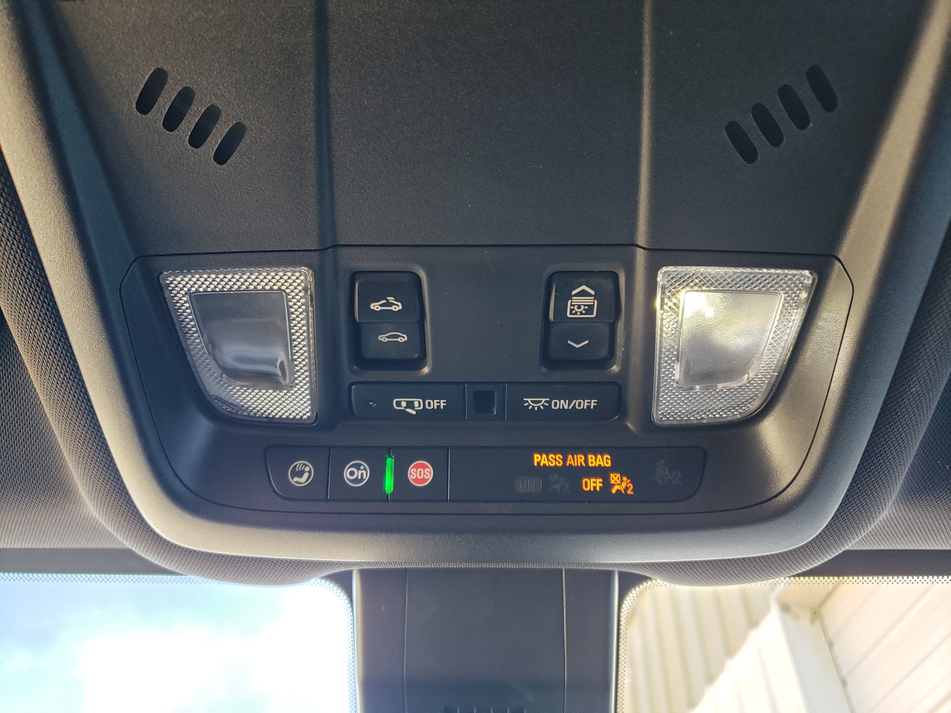 Used 2023 Chevrolet Equinox RS w/ RS Leather Package FWD image 24