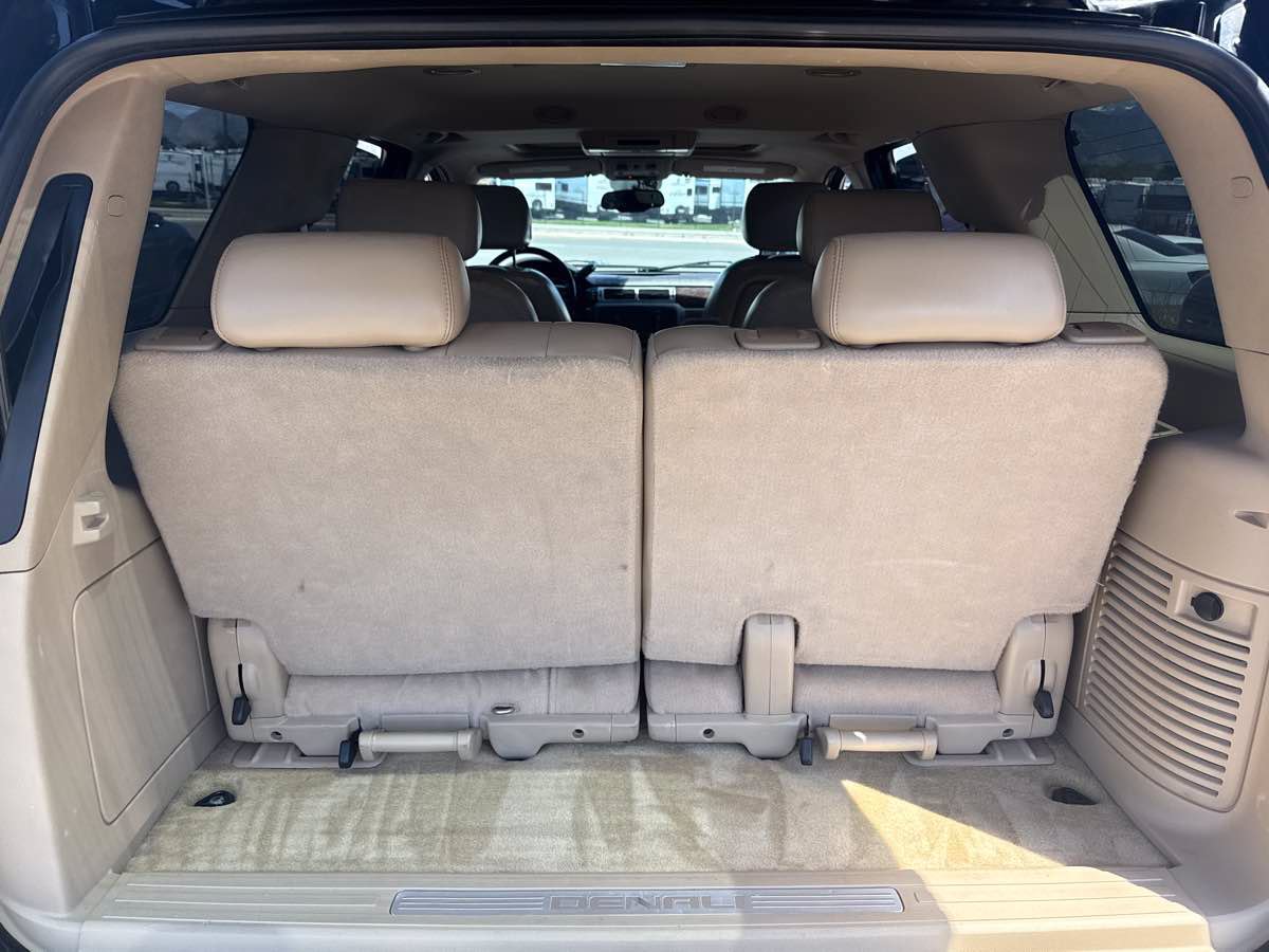 Used 2007 GMC Yukon Denali AWD/4WD image 18