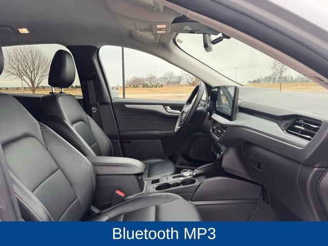 Used 2025 Ford Escape Platinum AWD/4WD image 25