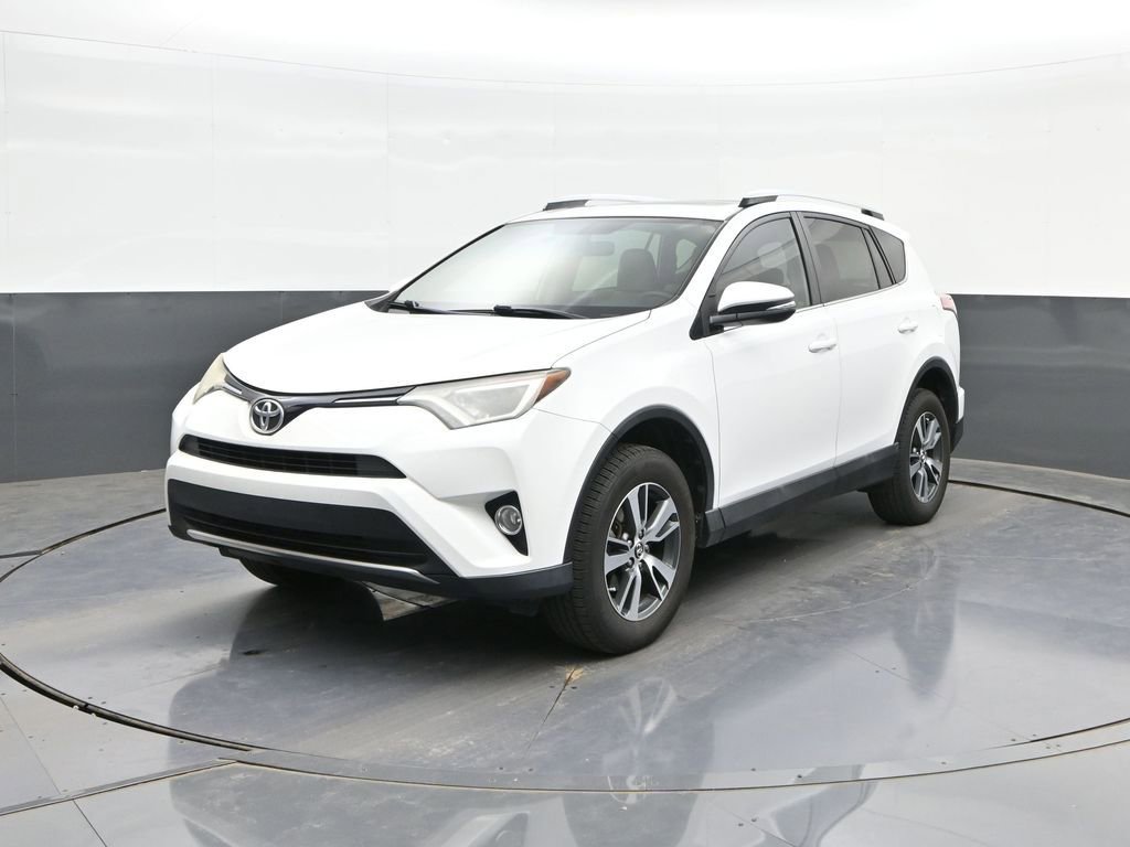 Used 2016 Toyota RAV4 XLE FWD video 1