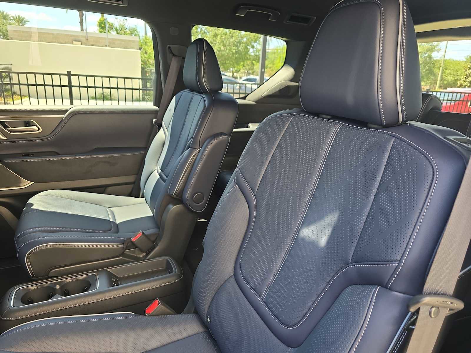 New 2026 INFINITI QX80 4WD image 16