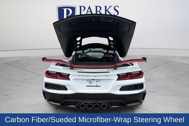Used 2023 Chevrolet Corvette Z06 w/ Z07 Performance Package RWD image 19
