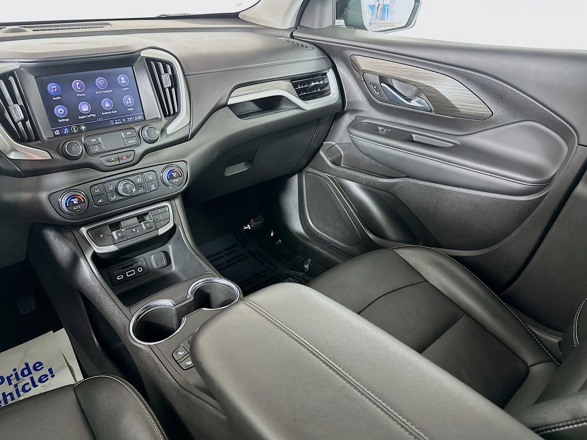 Used 2024 GMC Terrain SLT image 21
