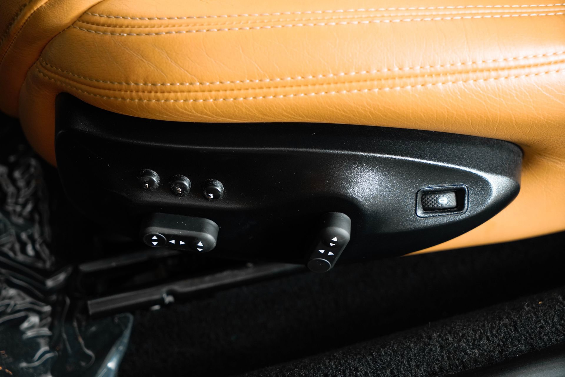 Used 2018 Maserati GranTurismo Sport image 26