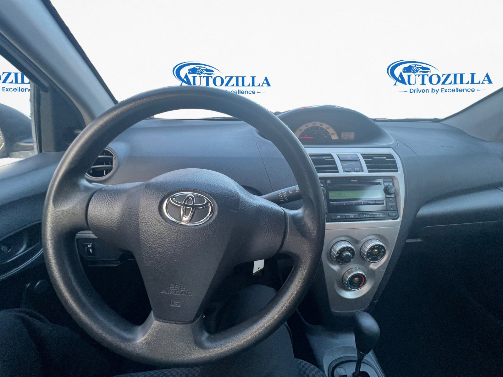 Used 2008 Toyota Yaris Sedan image 9