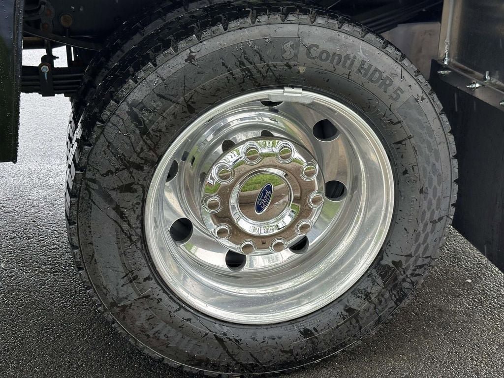 New 2026 Ford F550 4x4 Crew Cab image 8