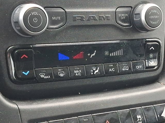 Used 2025 RAM ProMaster 2500 w/ U-Haul Equipment Group FWD image 20