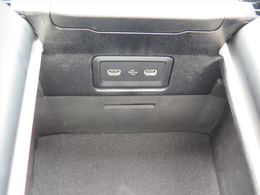 Used 2023 Mercedes-Benz C 300 Sedan image 13