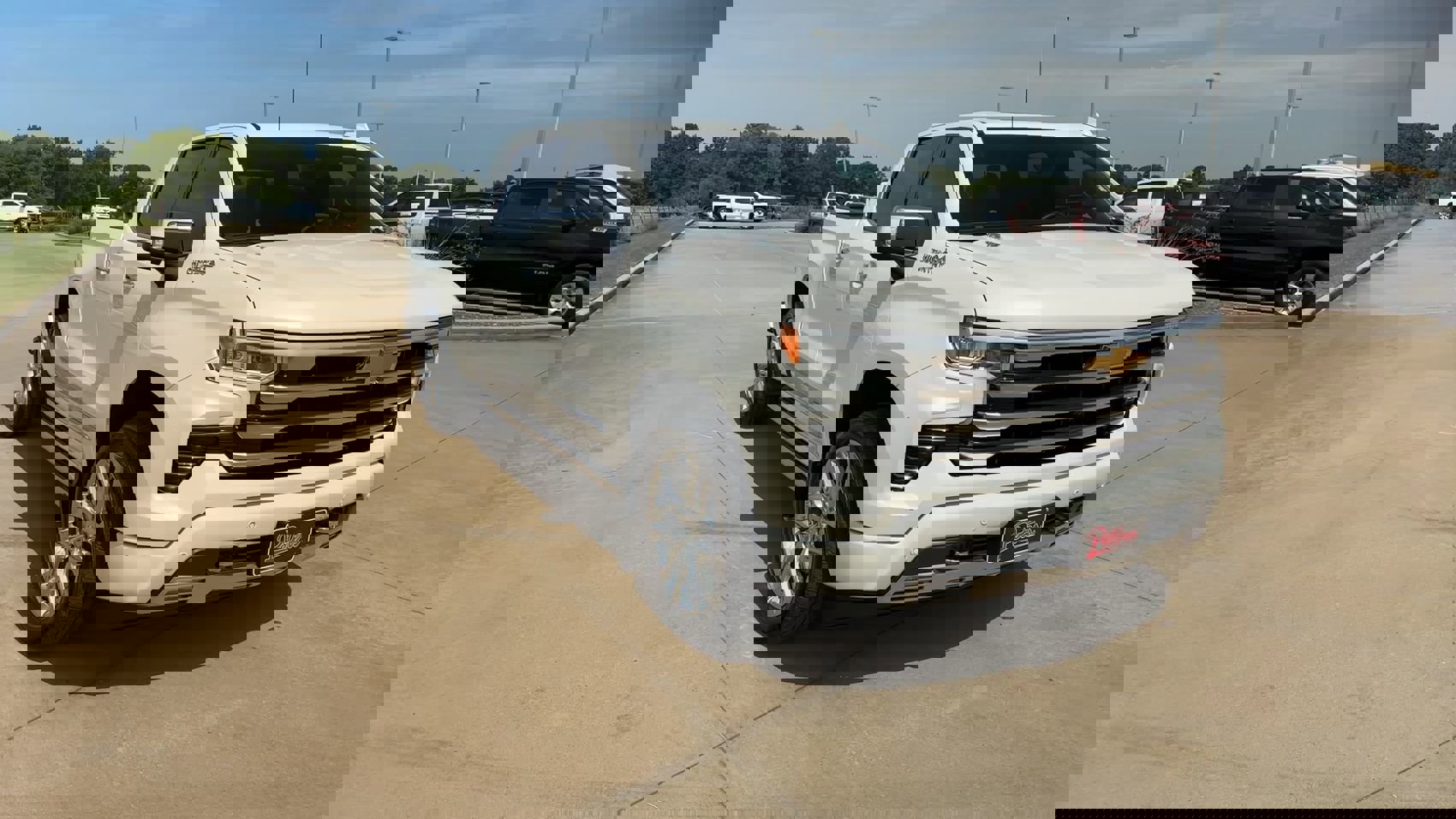 Used 2024 Chevrolet Silverado 1500 High Country w/ High Country Premium Package image 2