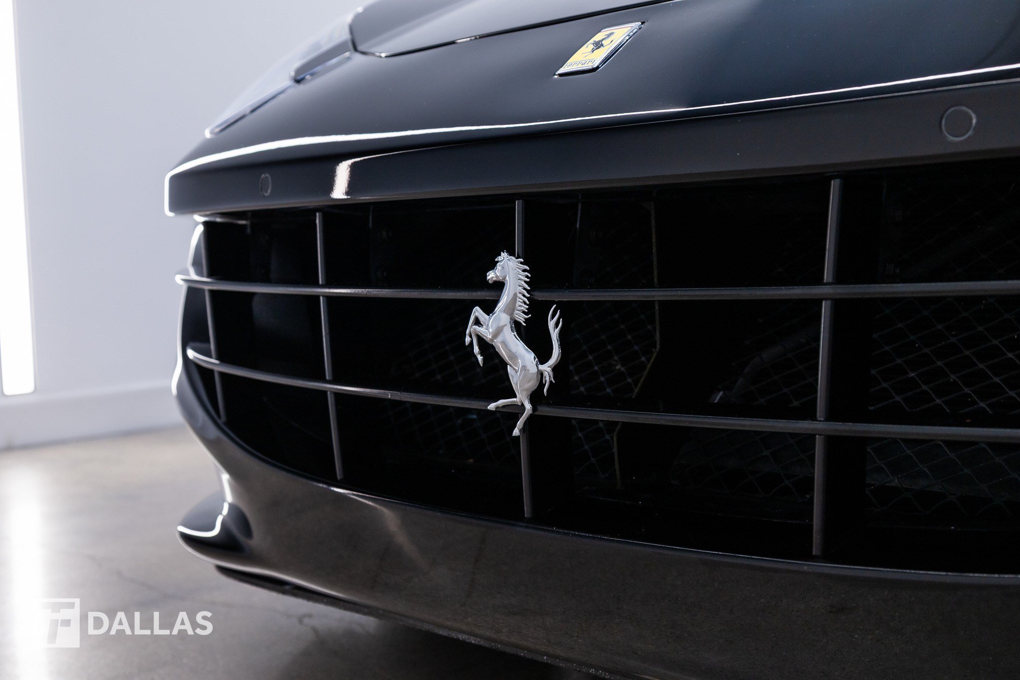 Used 2016 Ferrari FF AWD/4WD image 6
