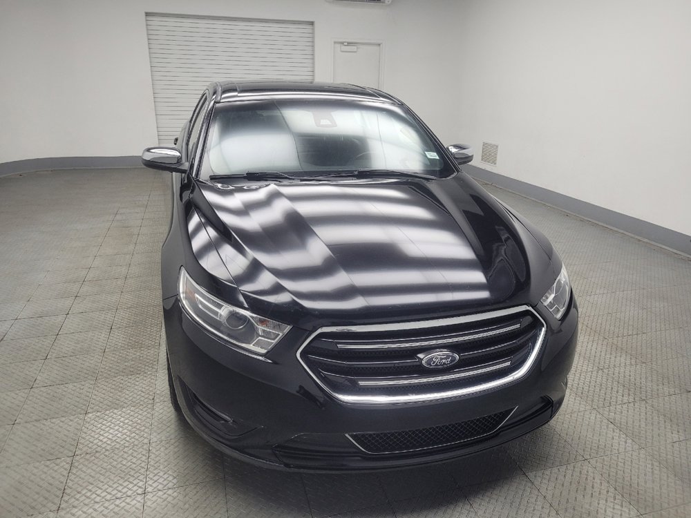 Used 2019 Ford Taurus Limited image 14