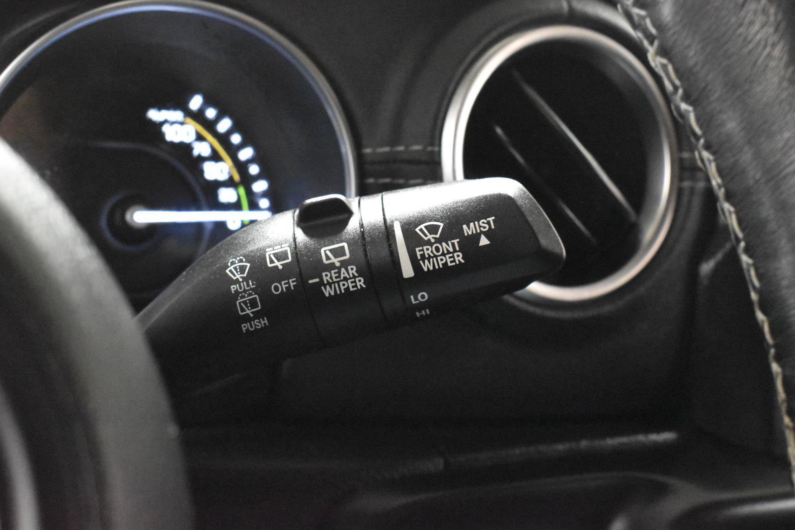 Used 2022 Jeep Wrangler Unlimited Sahara w/ Cold Weather Group image 12