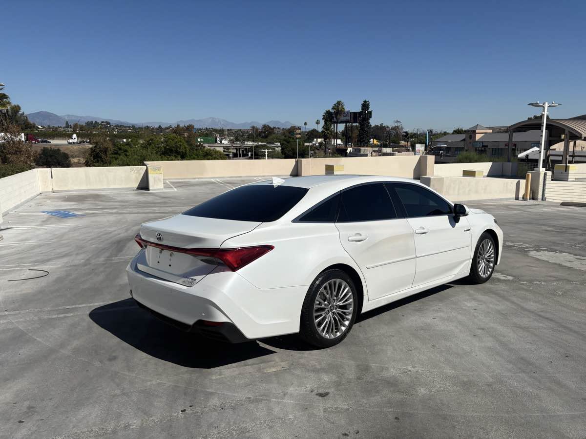 Used 2020 Toyota Avalon Limited w/ Advanced Safety Package FWD image 42