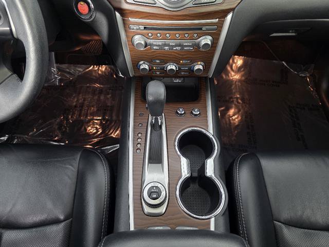 Used 2018 Nissan Pathfinder Platinum AWD/4WD image 46