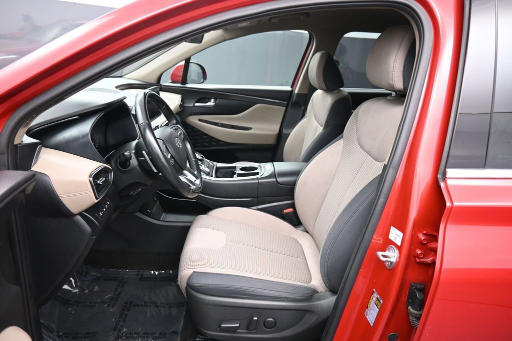 Certified 2023 Hyundai Santa Fe SEL w/ Cargo Package AWD/4WD image 18