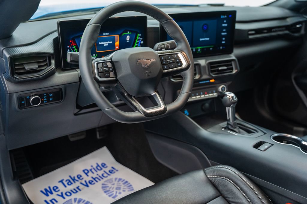 Used 2024 Ford Mustang Coupe image 20