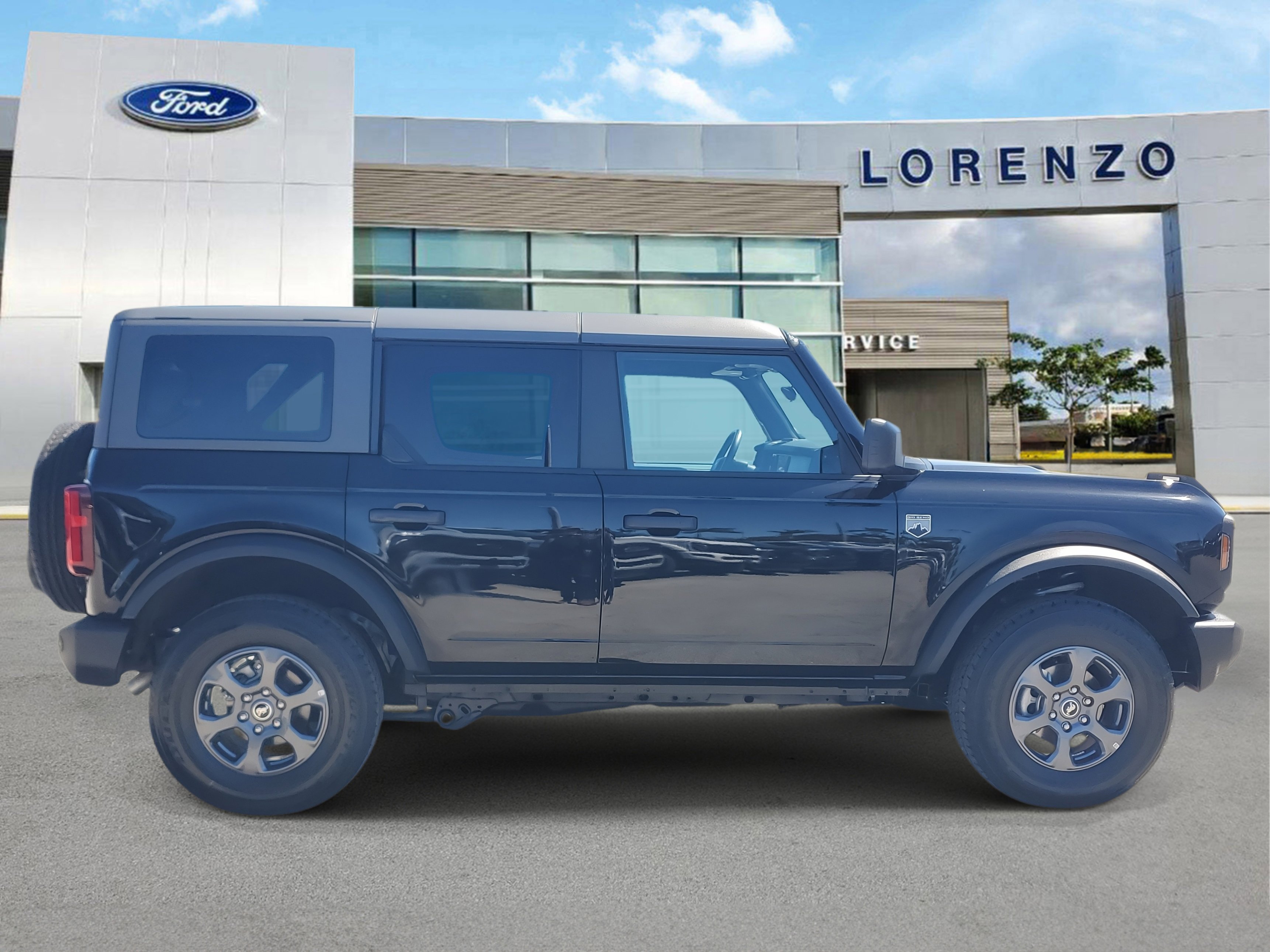 Used 2025 Ford Bronco Big Bend image 4