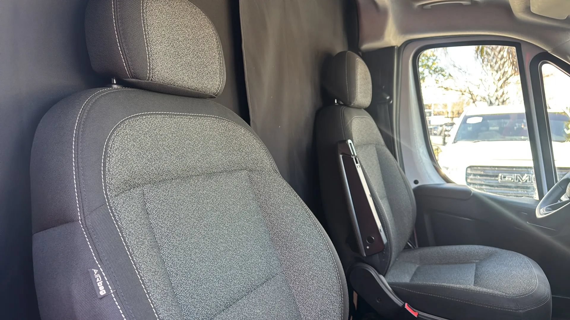Used 2023 RAM ProMaster 3500 w/ Driver Convenience Group FWD image 10