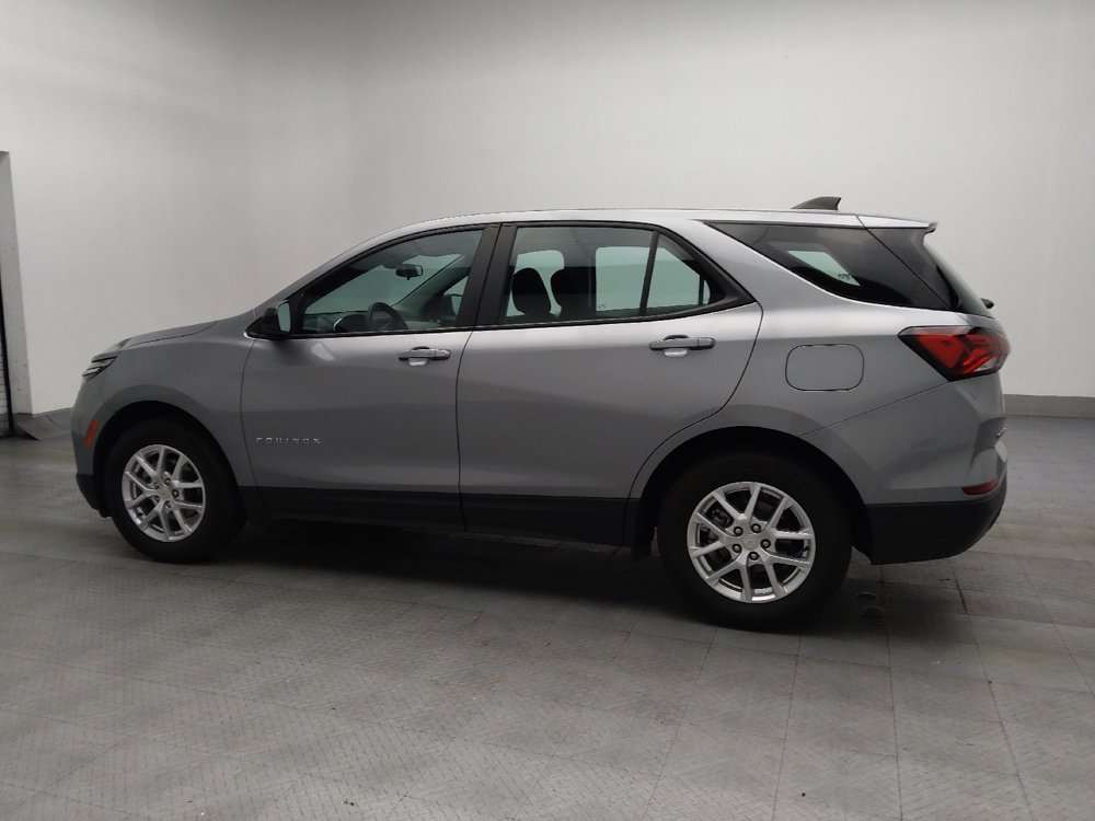 Used 2024 Chevrolet Equinox LS w/ Driver Confidence II Package image 3