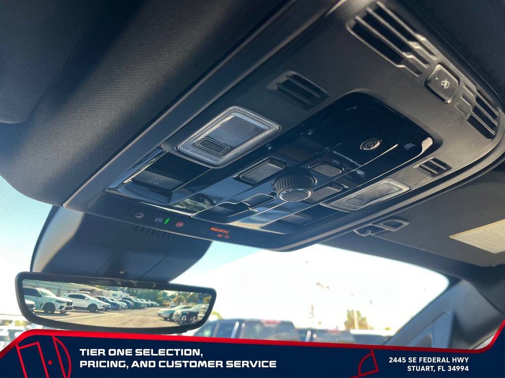New 2026 GMC Yukon Denali w/ Denali Reserve Package AWD/4WD image 35