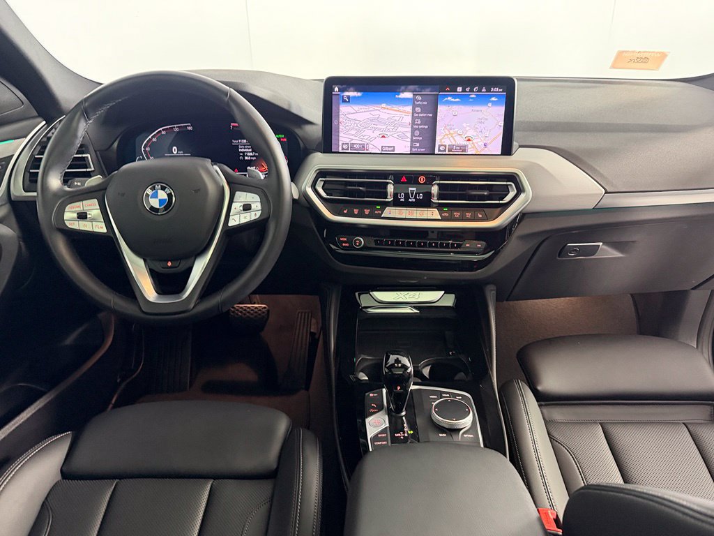Used 2025 BMW X4 xDrive30i AWD/4WD image 15