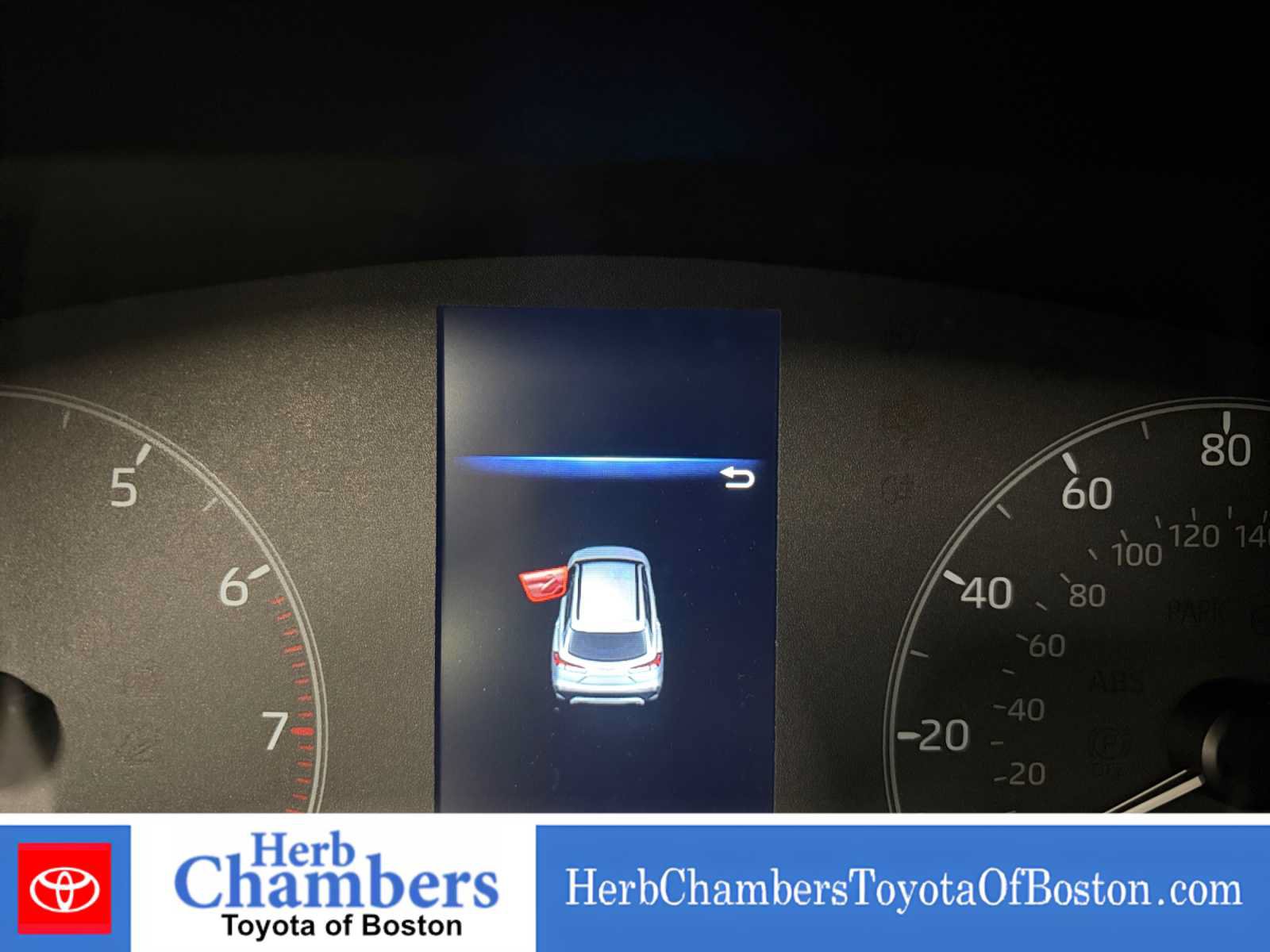 Used 2023 Toyota Corolla Cross AWD Hybrid image 5