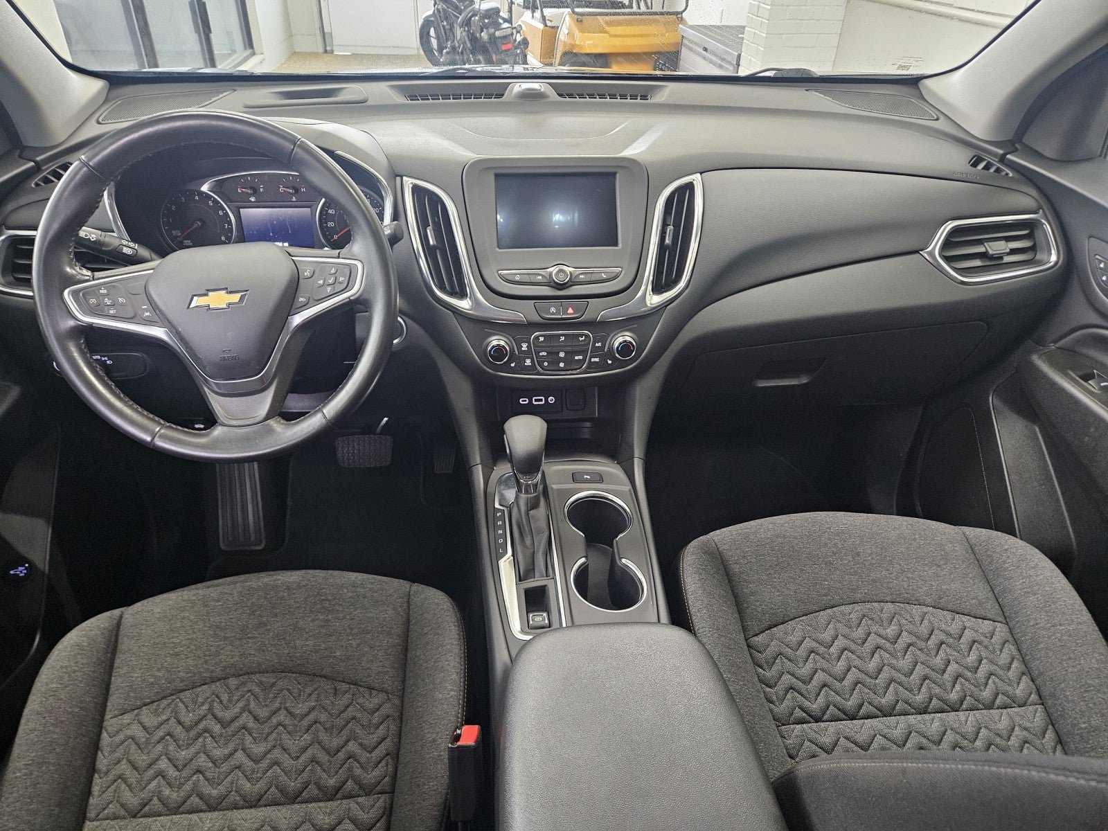 Used 2022 Chevrolet Equinox LT FWD image 19