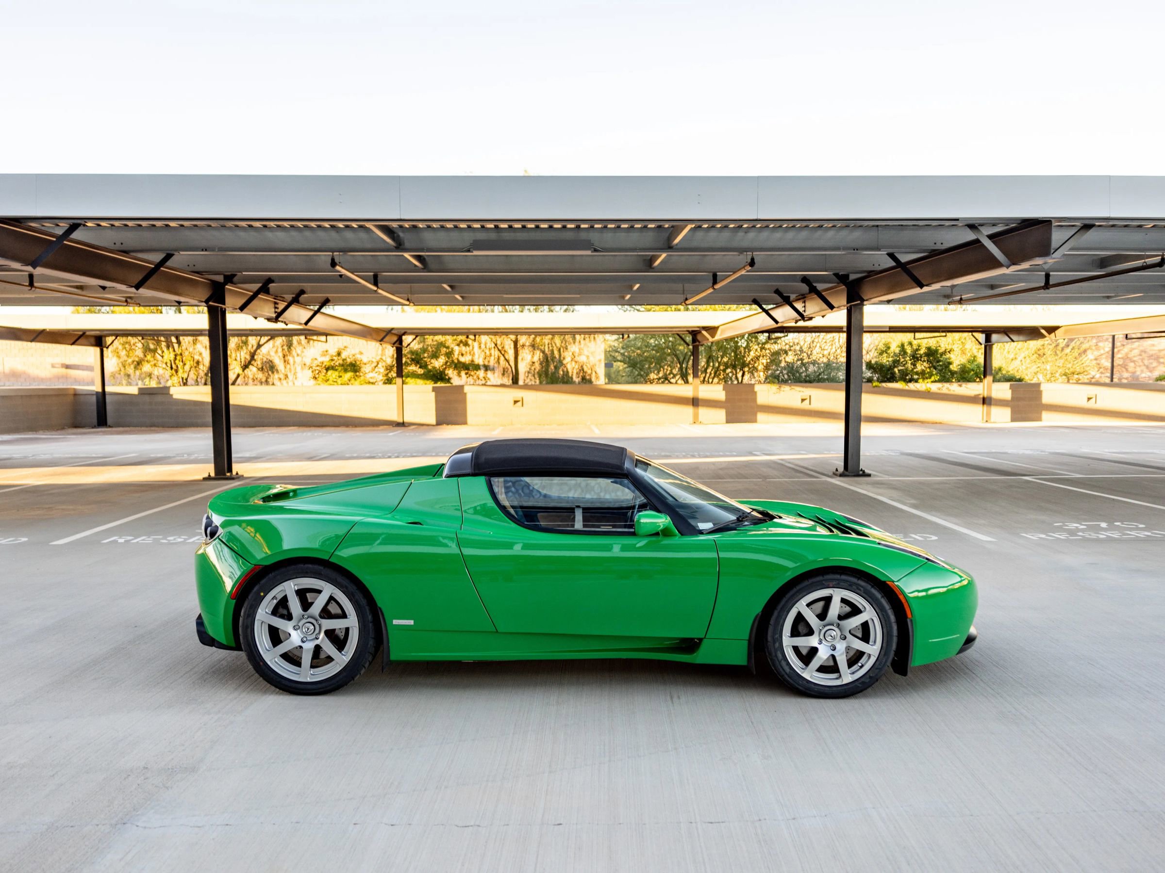 Used 2008 Tesla Roadster image 29