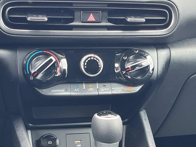Certified 2023 Hyundai Kona SEL AWD/4WD image 16