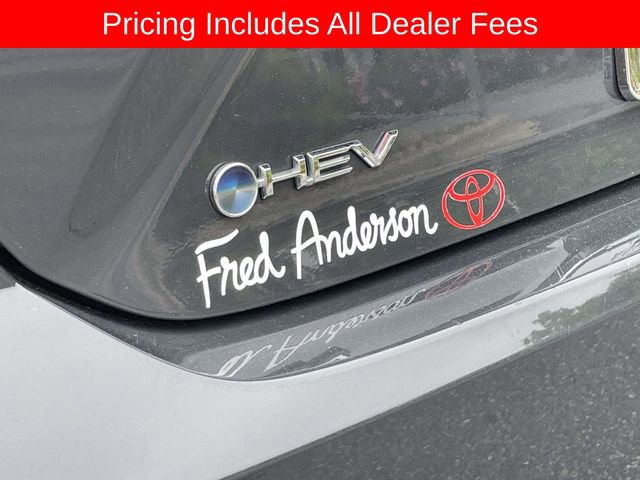 Used 2025 Toyota Camry LE FWD image 11