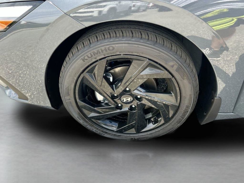New 2026 Hyundai Elantra Sport FWD image 34