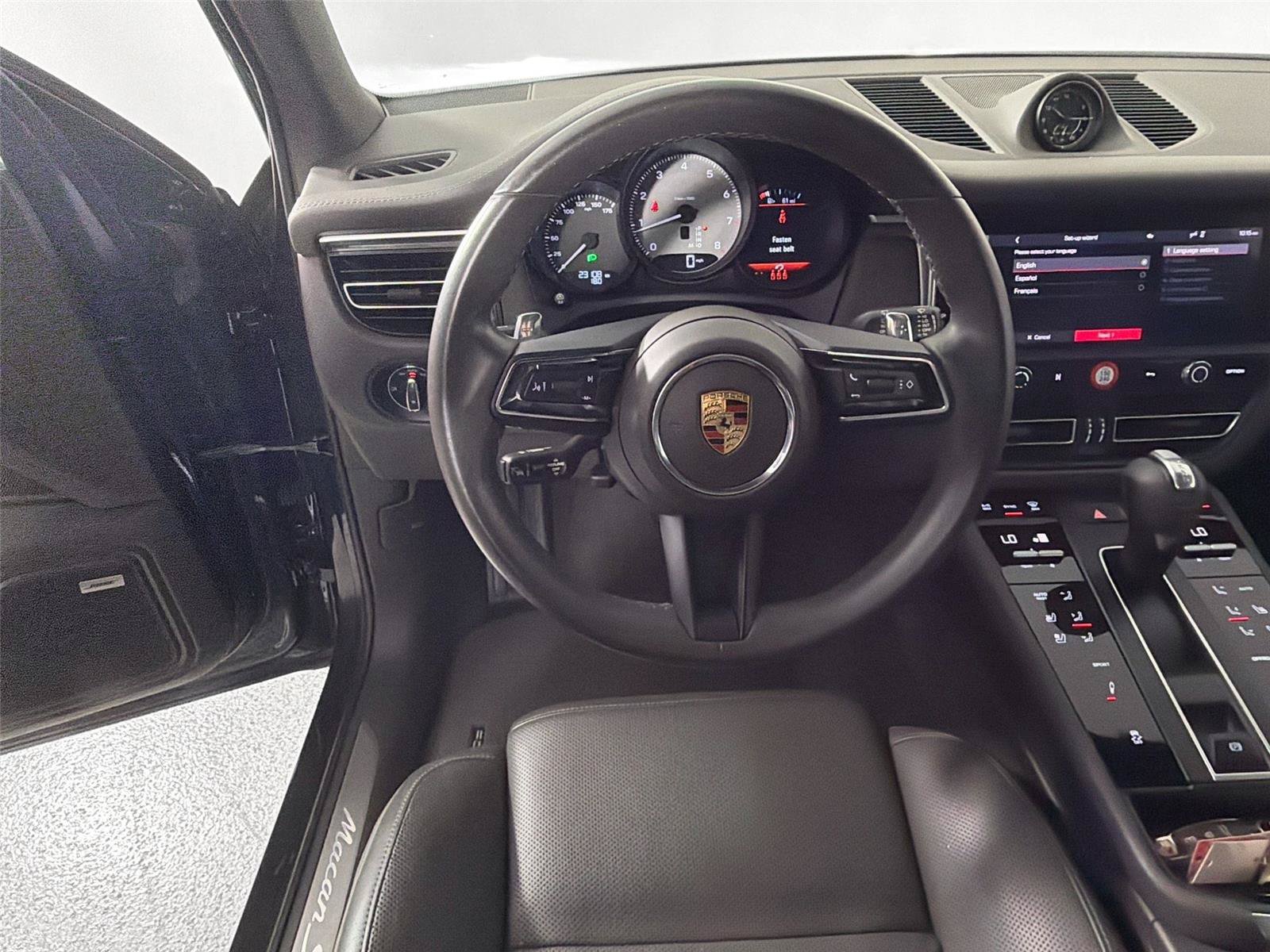 Certified 2023 Porsche Macan S AWD/4WD image 18